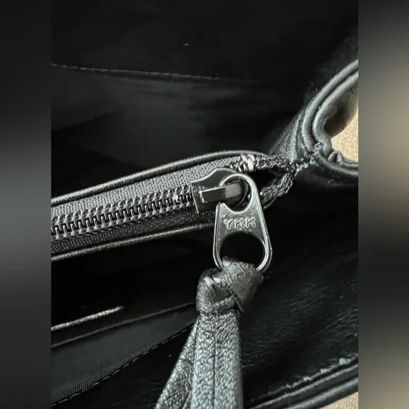 Roberta Di Camerino Black Leather Shoulder Purse ITALY - Picture 15 of 16